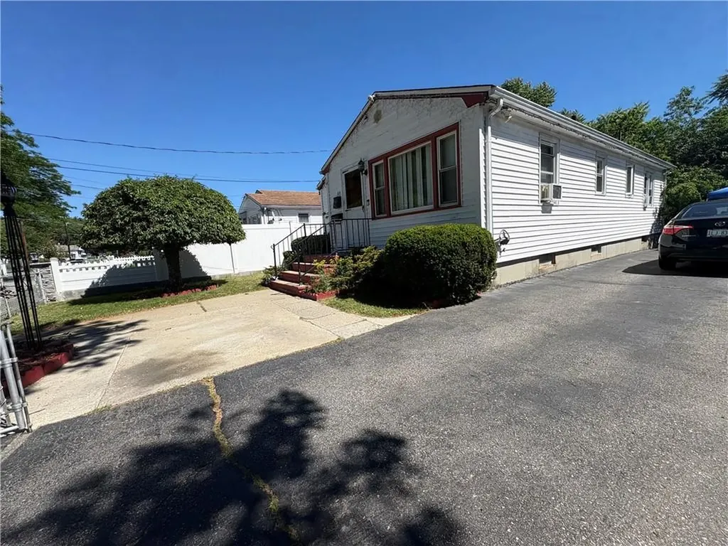 64 Dresser Street Providence RI 02909