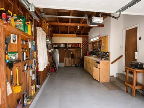 37 Ladeira Avenue Portsmouth RI 02871