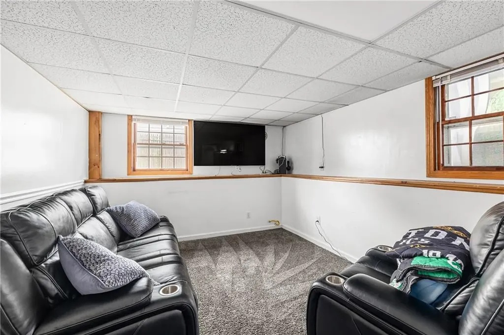 265 Asylum Road Warwick RI 02886