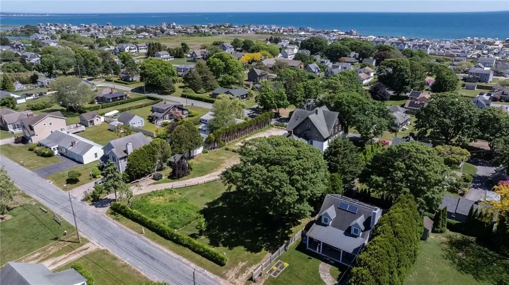 28 Park Avenue South Kingstown RI 02879