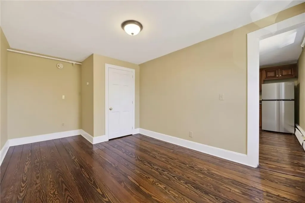 28 Park Avenue South Kingstown RI 02879