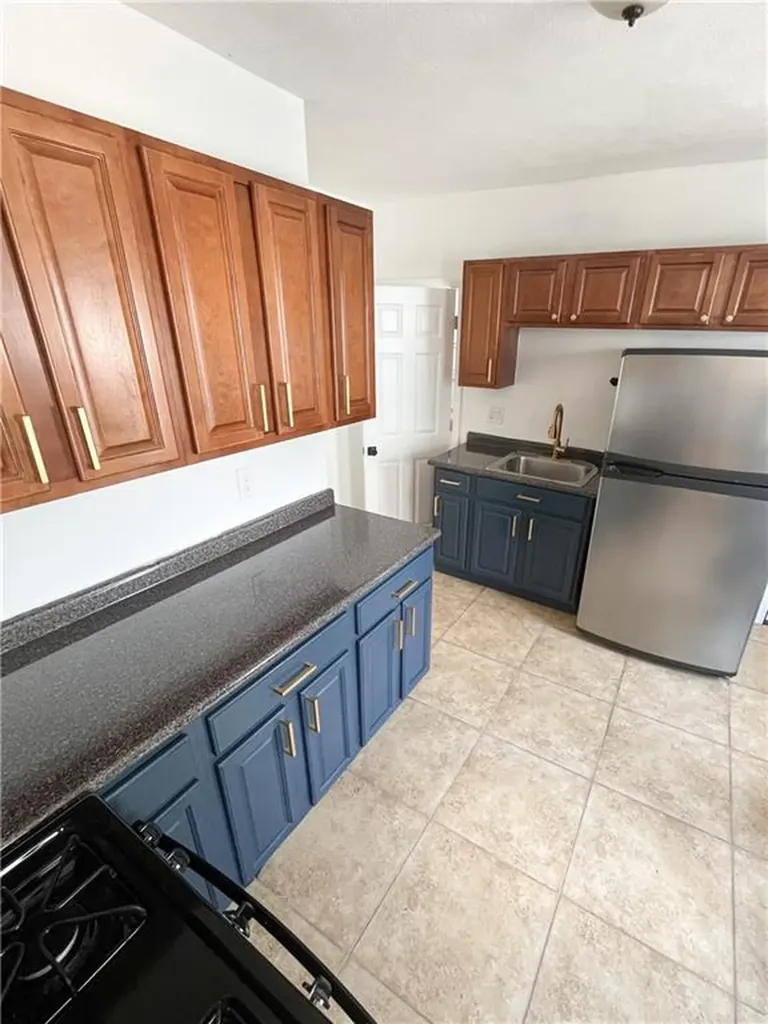 114 Warren Avenue East Providence RI 02914