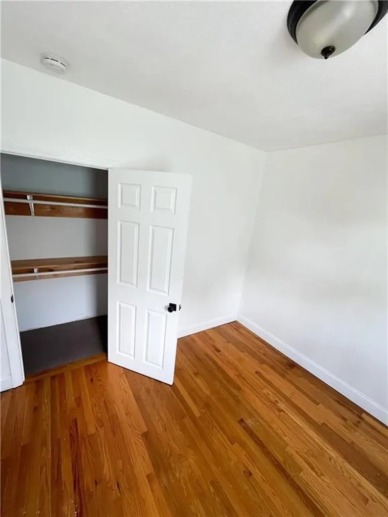 114 Warren Avenue East Providence RI 02914