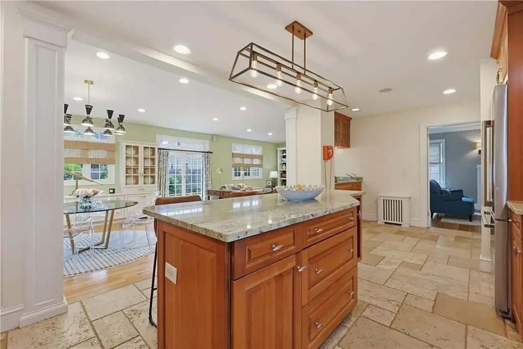 25 Tryon Avenue East Providence RI 02916