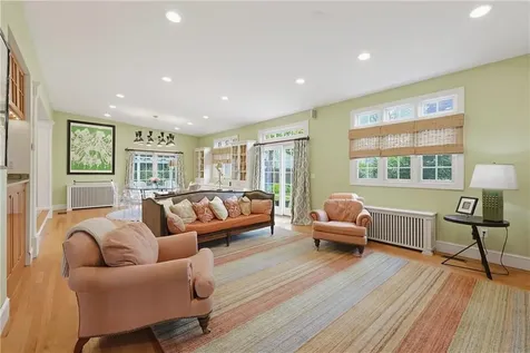 25 Tryon Avenue East Providence RI 02916