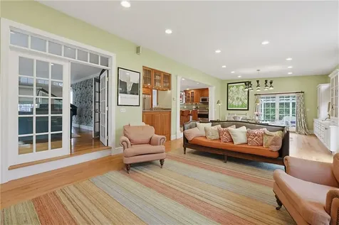 25 Tryon Avenue East Providence RI 02916
