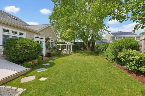 25 Tryon Avenue East Providence RI 02916
