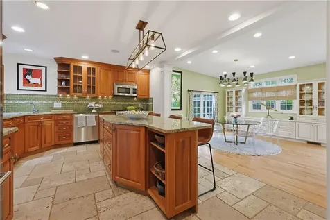 25 Tryon Avenue East Providence RI 02916