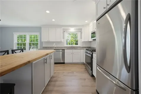 34 Foxhill Avenue Bristol RI 02809