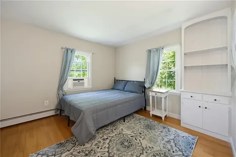 34 Foxhill Avenue Bristol RI 02809