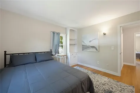 34 Foxhill Avenue Bristol RI 02809