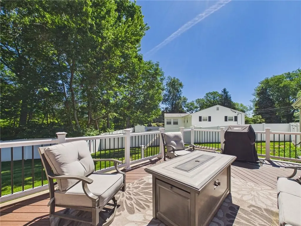 205 Baldwin Road Warwick RI 02886
