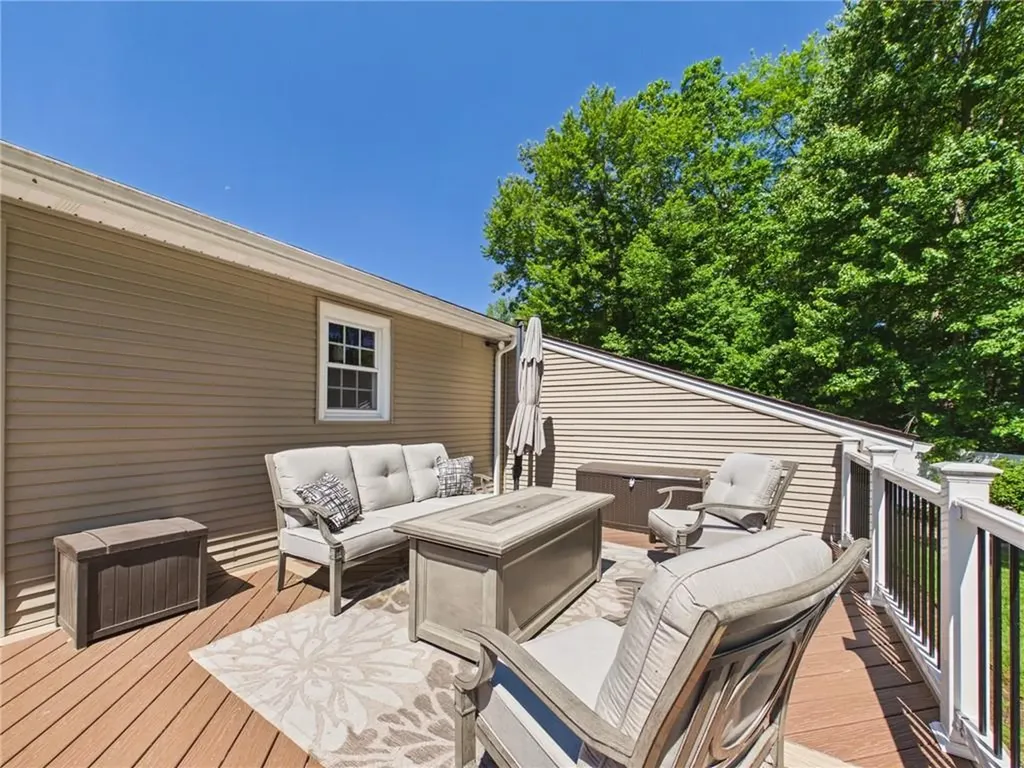 205 Baldwin Road Warwick RI 02886