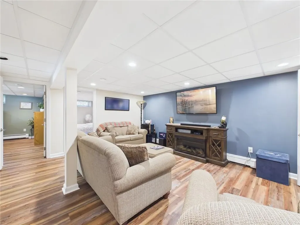 205 Baldwin Road Warwick RI 02886