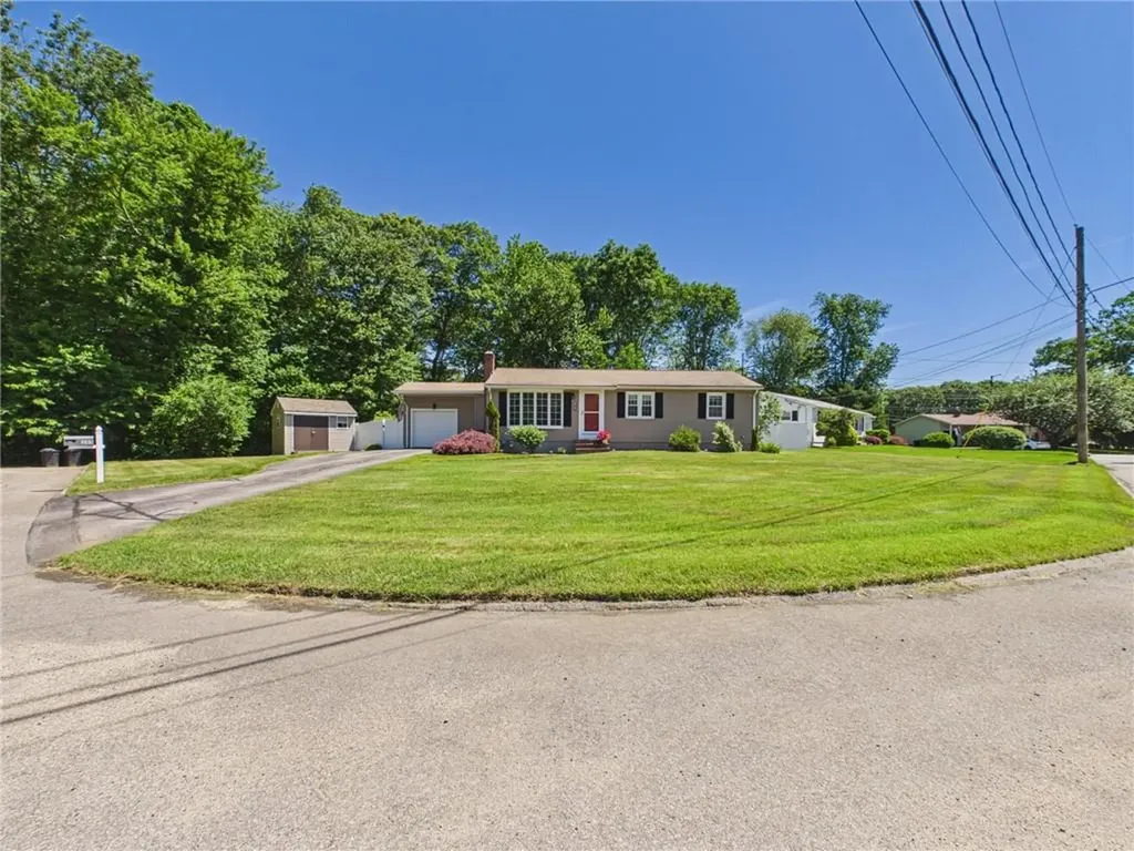 205 Baldwin Road Warwick RI 02886
