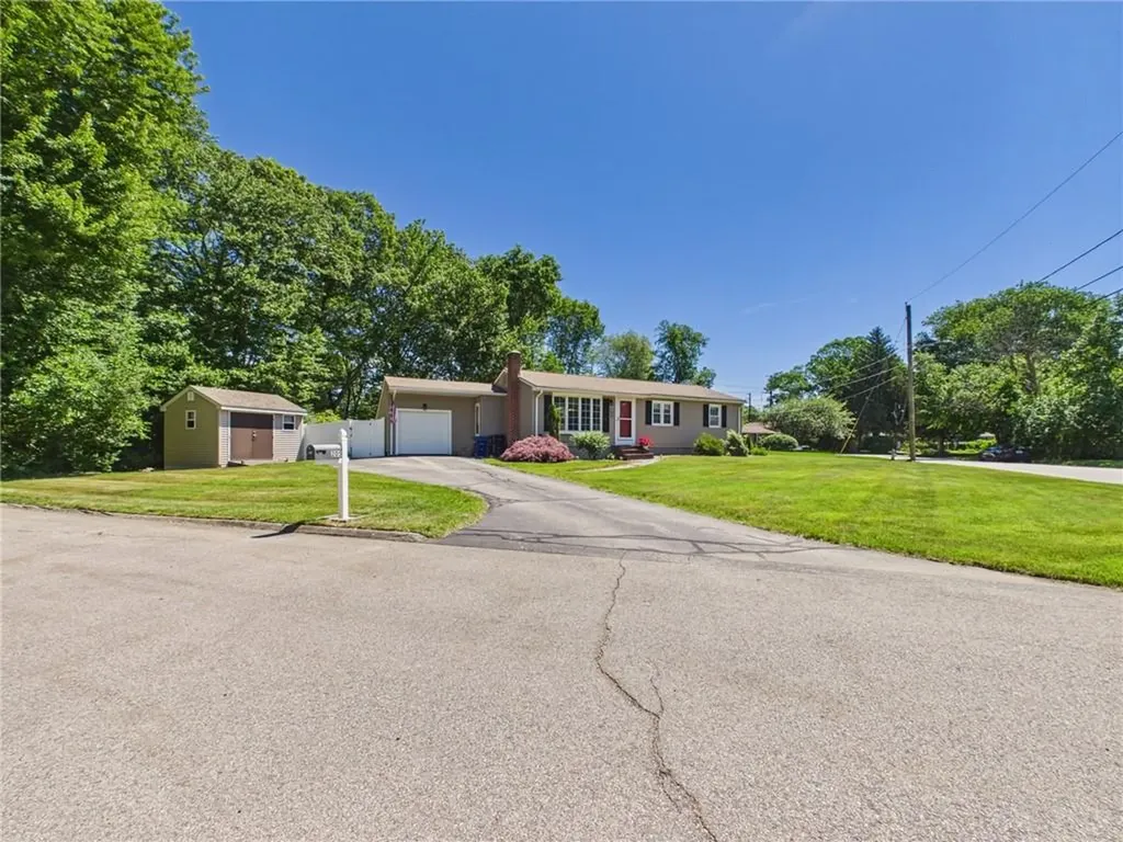 205 Baldwin Road Warwick RI 02886
