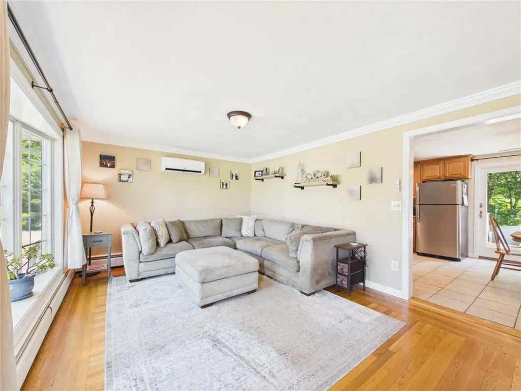 205 Baldwin Road Warwick RI 02886
