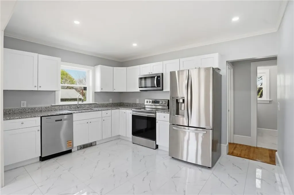 1567 Centerville Road Warwick RI 02886