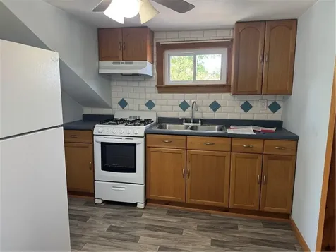 1296 Stafford Road Tiverton RI 02878