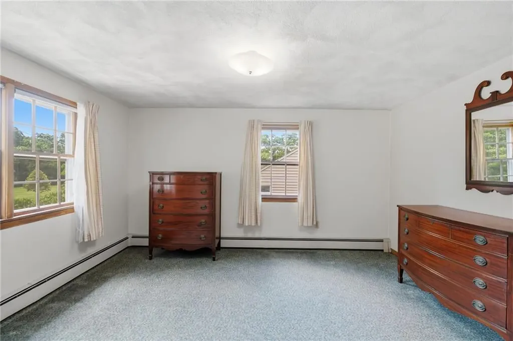 9 Katherine Road Woonsocket RI 02895