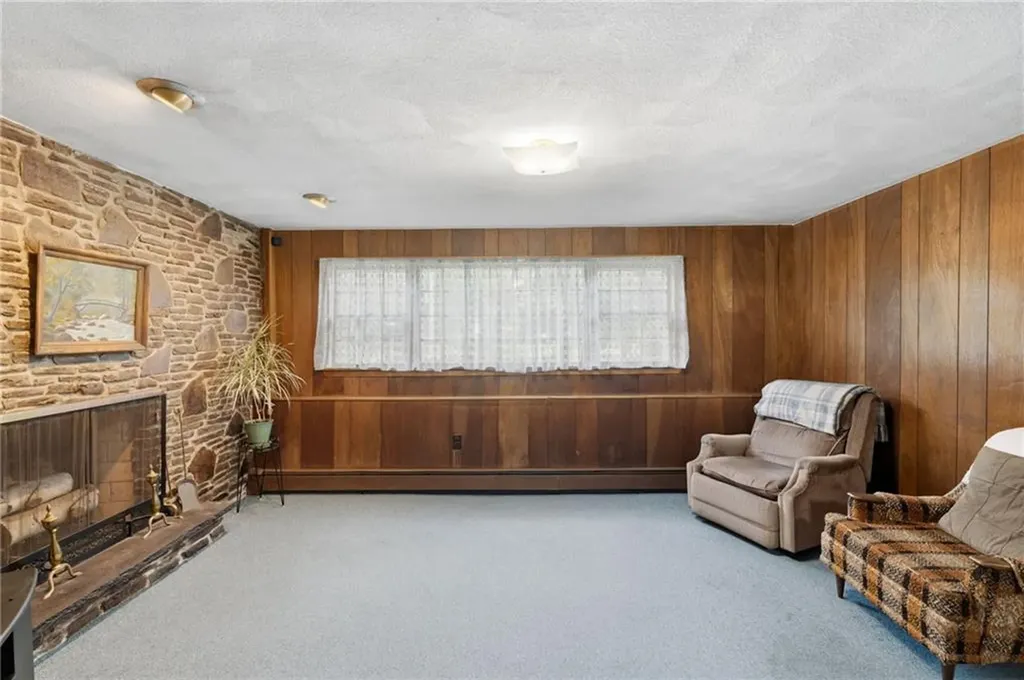 9 Katherine Road Woonsocket RI 02895