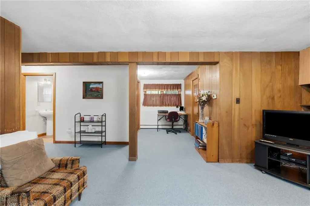 9 Katherine Road Woonsocket RI 02895