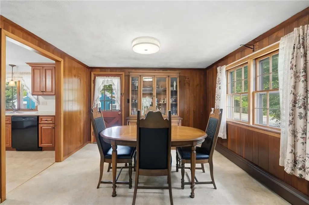 9 Katherine Road Woonsocket RI 02895