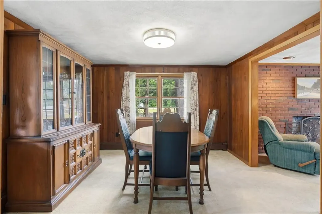 9 Katherine Road Woonsocket RI 02895