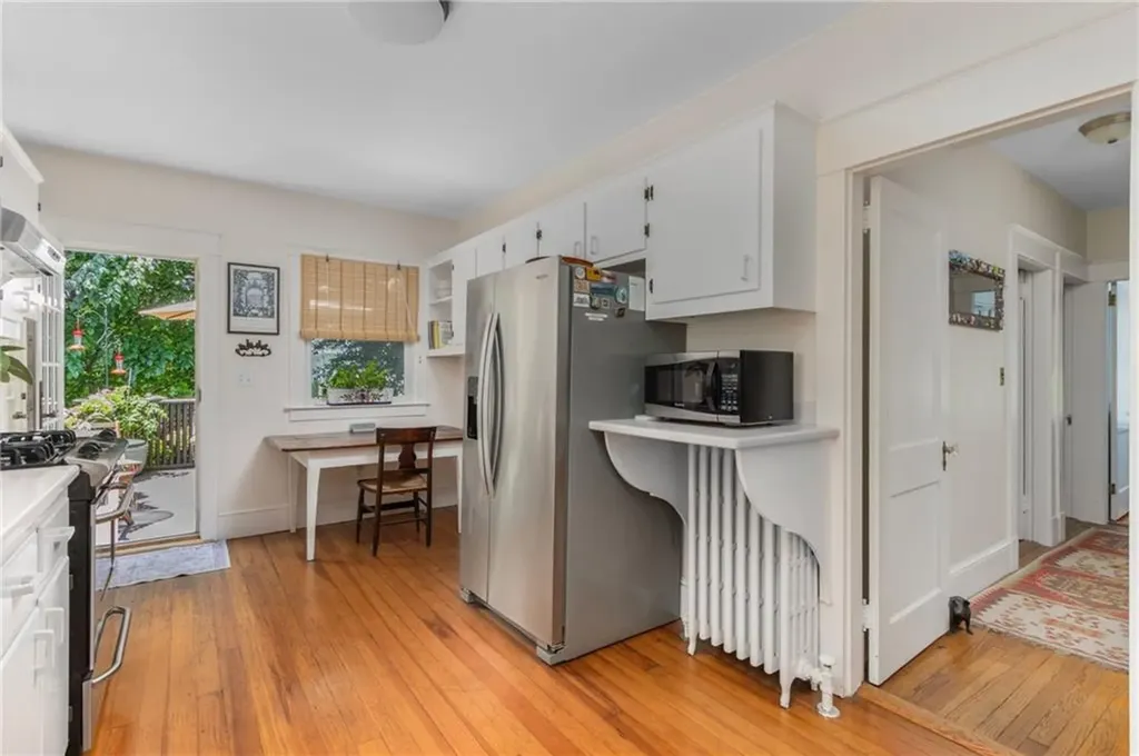 141 Coggeshall Avenue Newport RI 02840