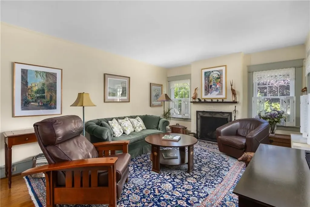 141 Coggeshall Avenue Newport RI 02840