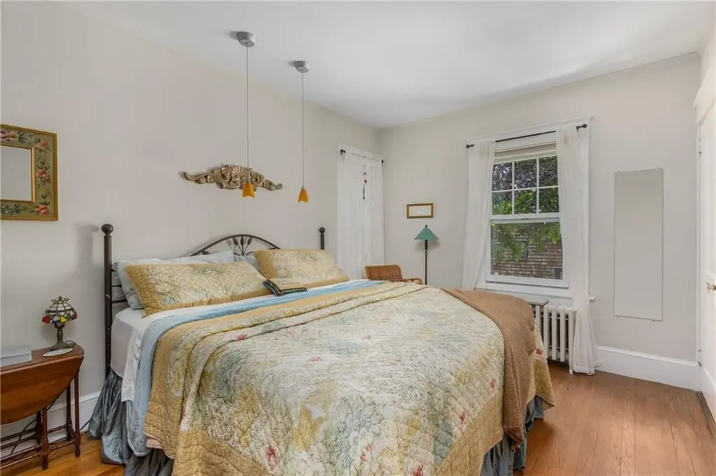 141 Coggeshall Avenue Newport RI 02840