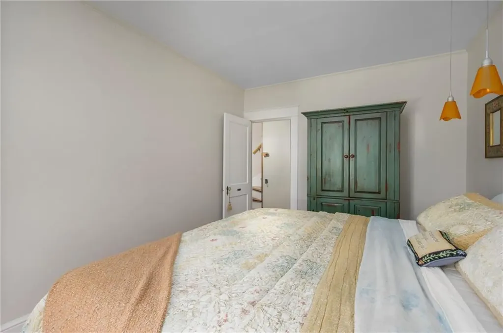 141 Coggeshall Avenue Newport RI 02840