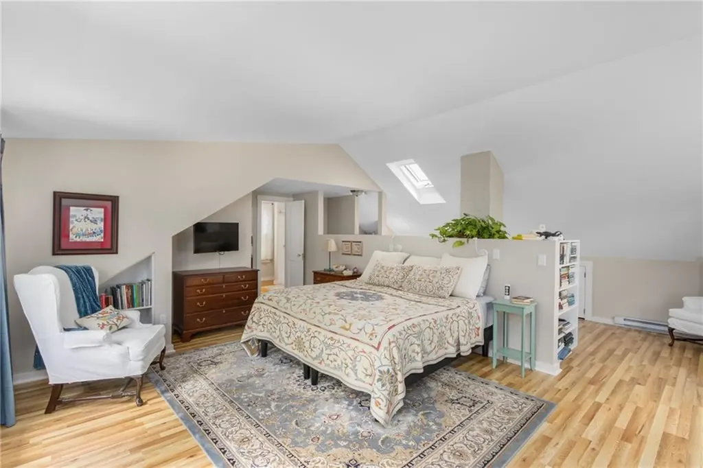 141 Coggeshall Avenue Newport RI 02840