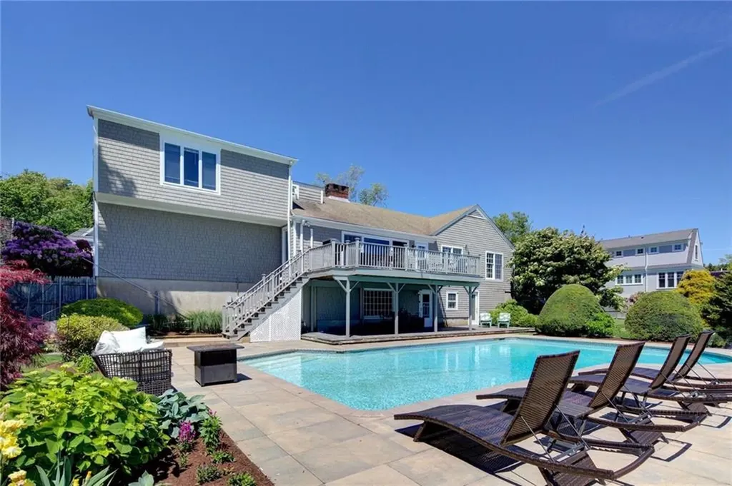 172 Eustis Avenue Newport RI 02840