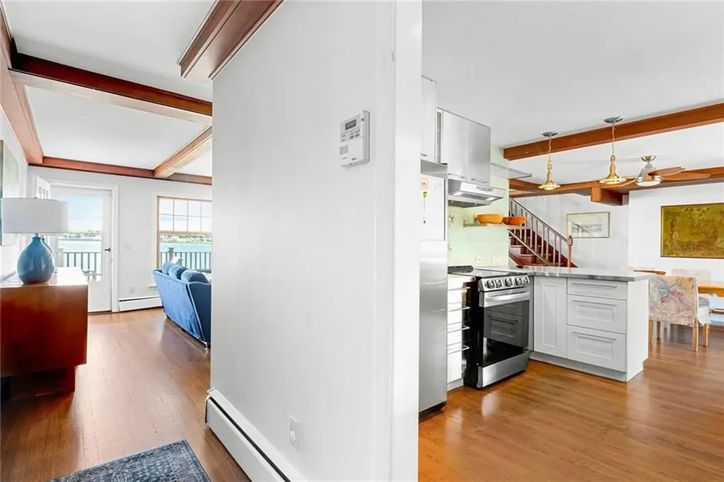 172 Eustis Avenue Newport RI 02840