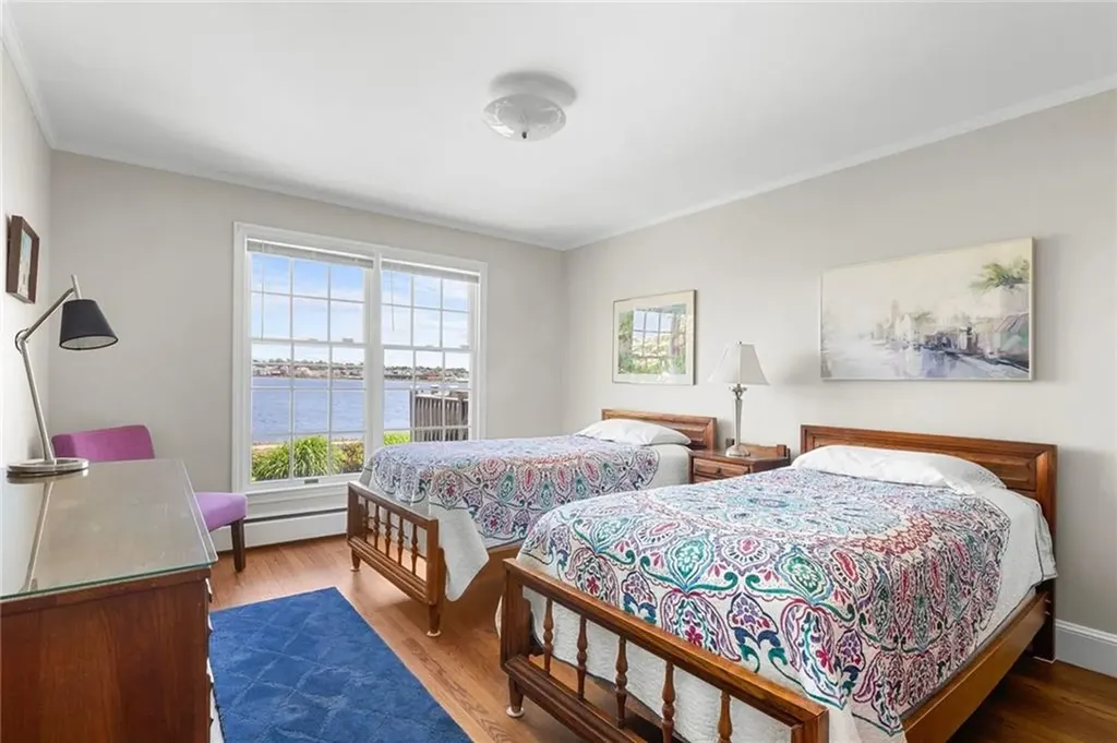 172 Eustis Avenue Newport RI 02840