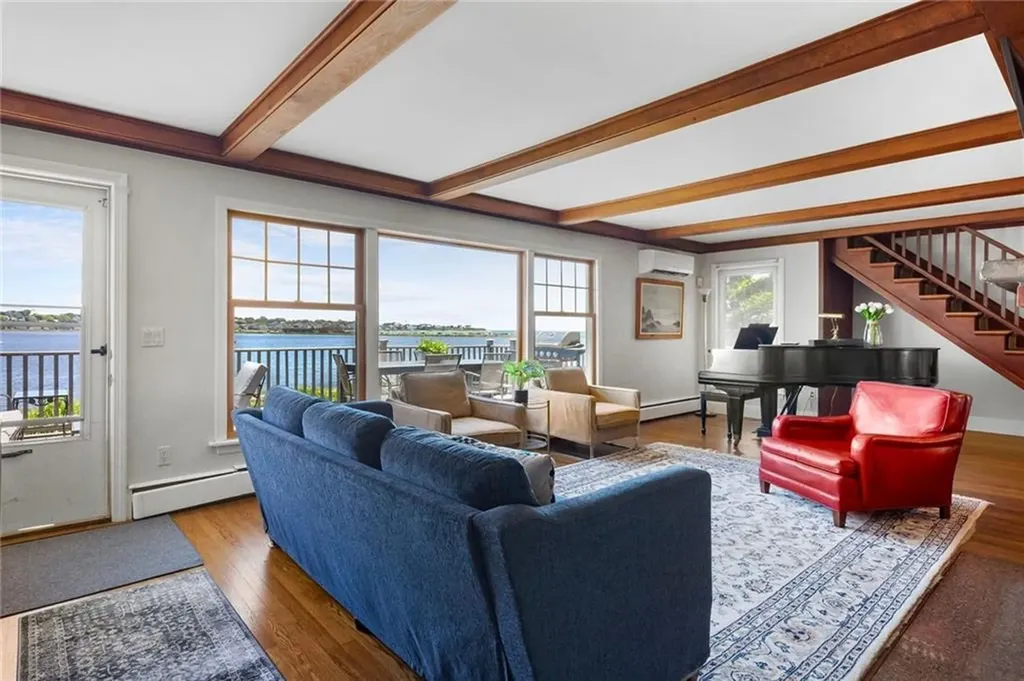 172 Eustis Avenue Newport RI 02840