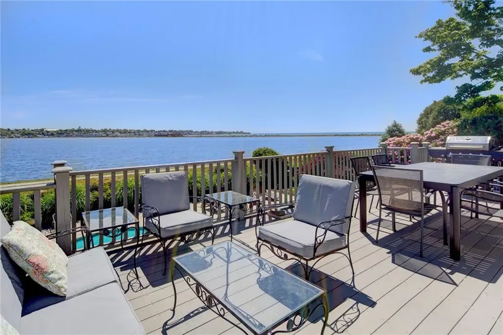 172 Eustis Avenue Newport RI 02840