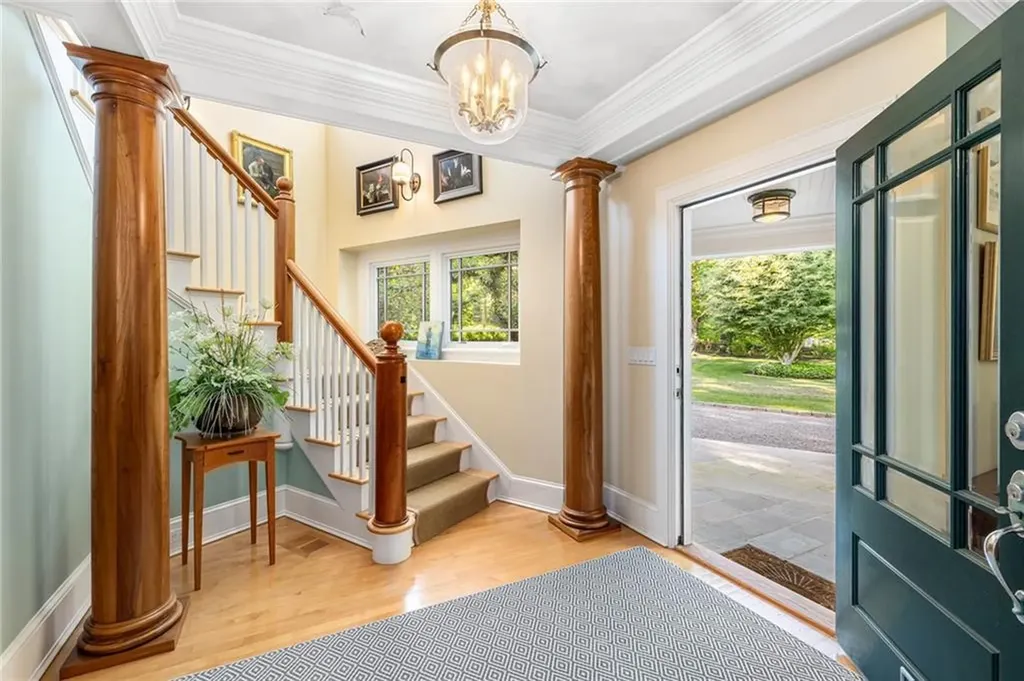 5 Ellsworth Drive Westport MA 02790