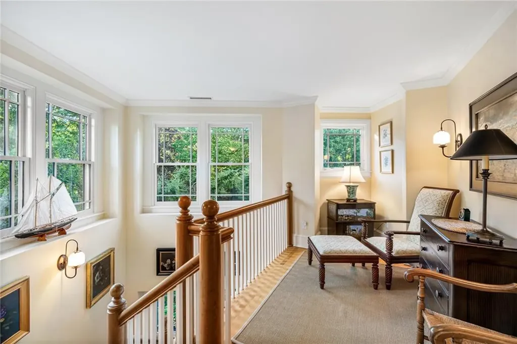 5 Ellsworth Drive Westport MA 02790