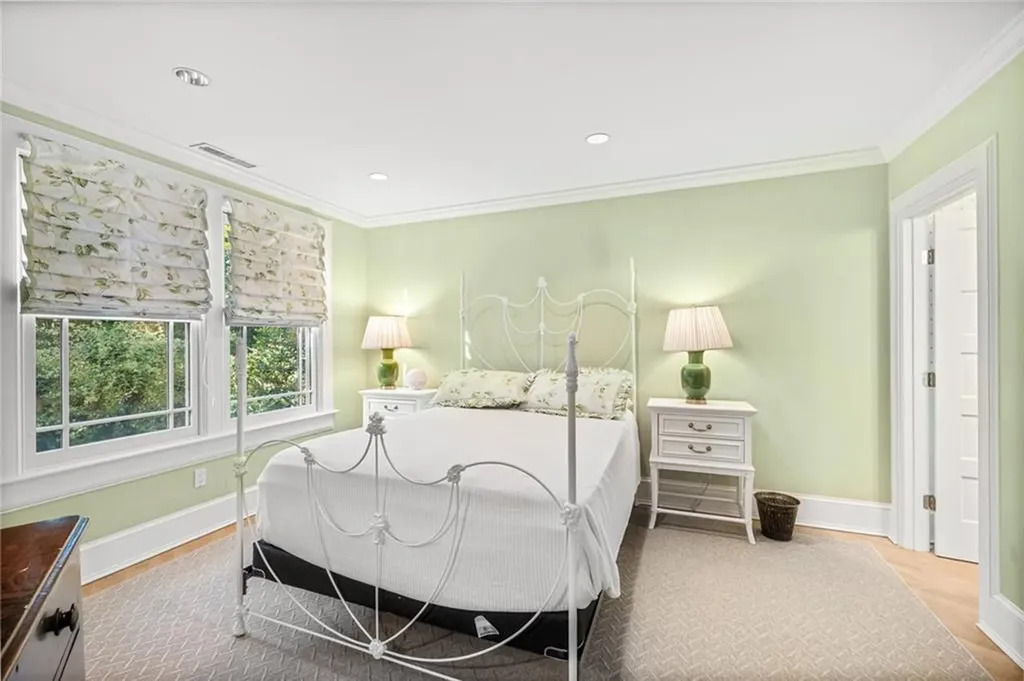 5 Ellsworth Drive Westport MA 02790