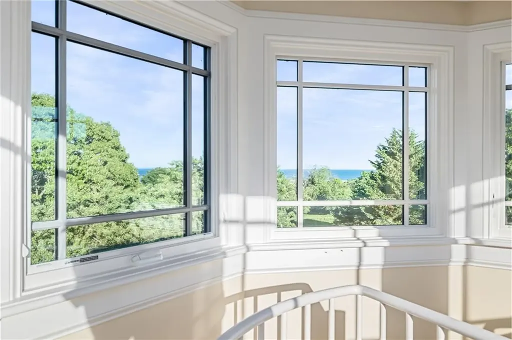 5 Ellsworth Drive Westport MA 02790