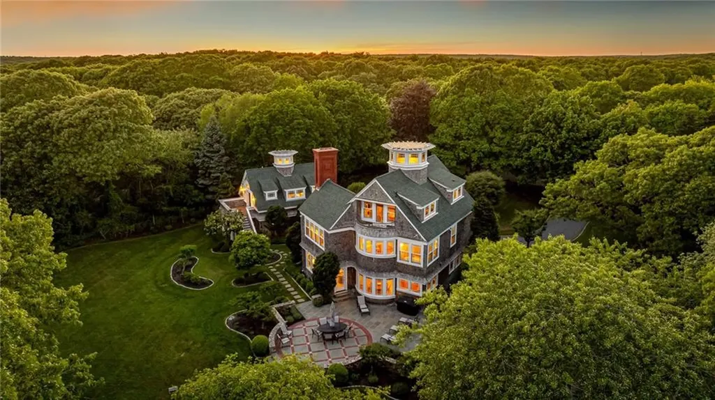 5 Ellsworth Drive Westport MA 02790
