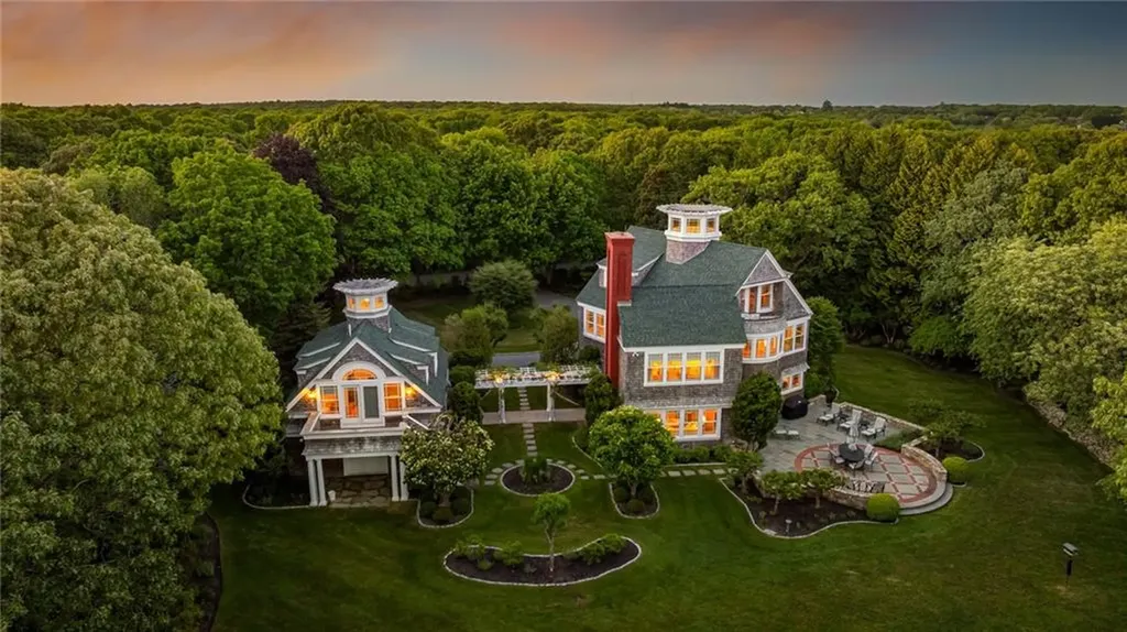 5 Ellsworth Drive Westport MA 02790