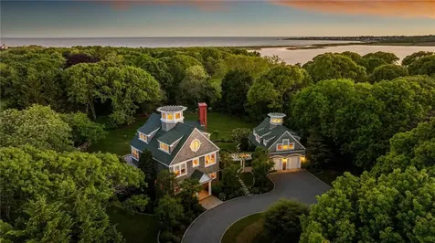 5 Ellsworth Drive Westport MA 02790