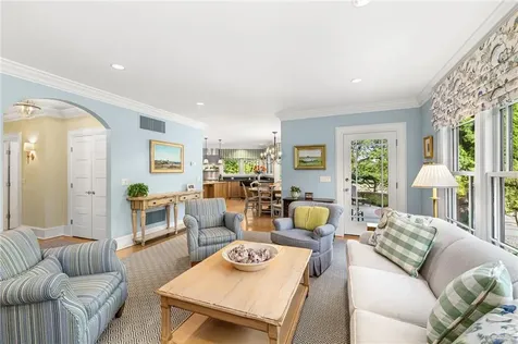 5 Ellsworth Drive Westport MA 02790