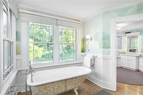5 Ellsworth Drive Westport MA 02790