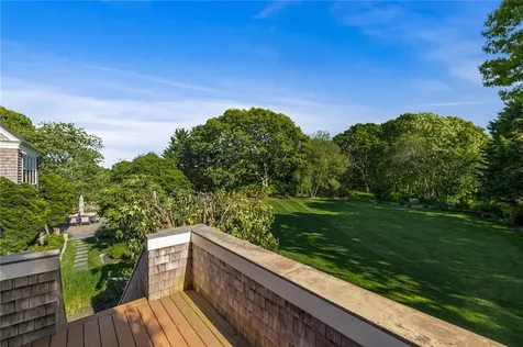 5 Ellsworth Drive Westport MA 02790