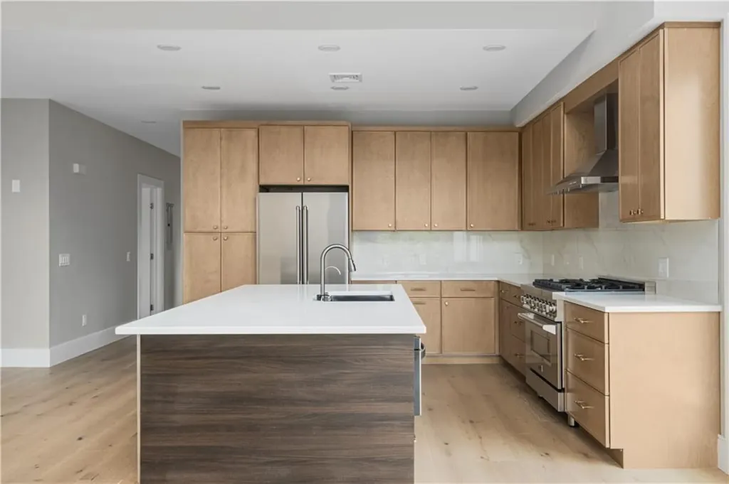 43 12th Street Providence RI 02906