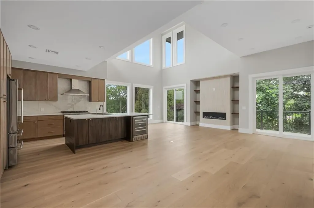 43 12th Street Providence RI 02906